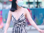 气质小姐姐走路素材图片,尽显独特魅力