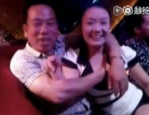 42岁黄圣依分手后亲妈的嫌弃让她再次陷入窘境！，孙亦航申请进群引热议：她正在文娱圈的下一步会怎么？（看文娱八卦的软件），别惹蒋欣